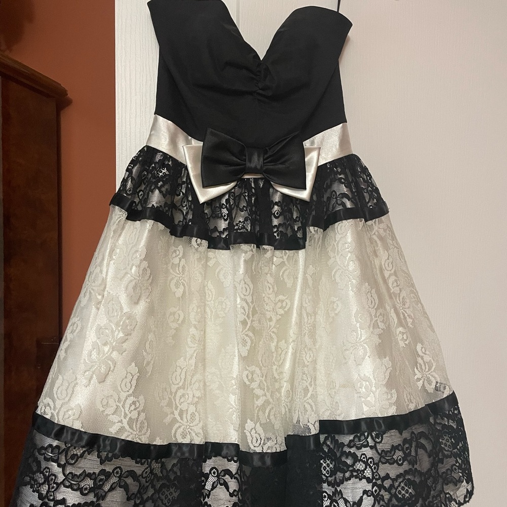 Juniors formal dress